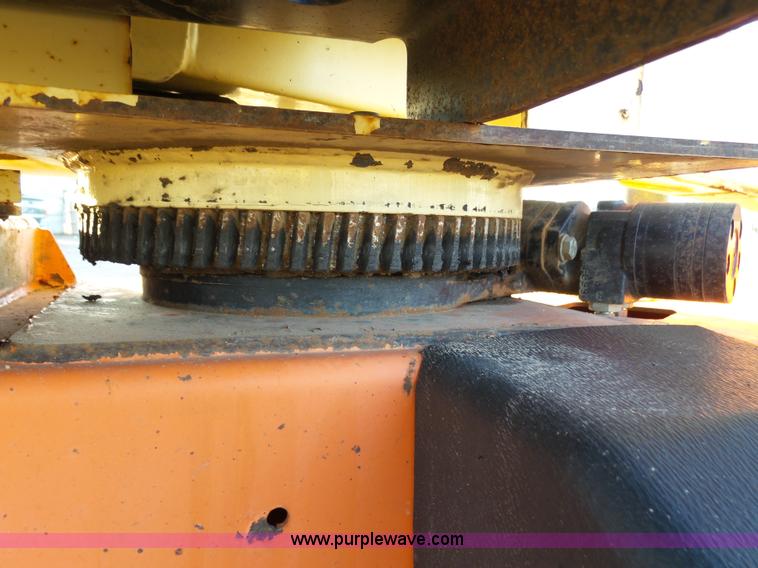 image for item J6779 2007 JLG T500J boom lift