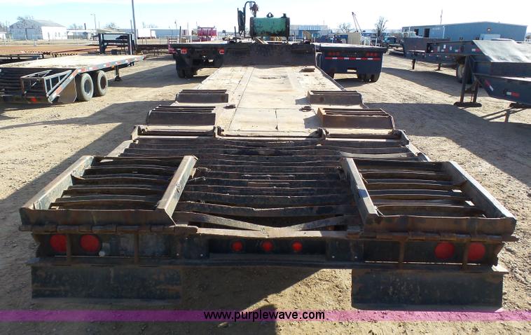 image for item J6787 1974 Carrier King 4000 equipment trailer