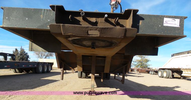 image for item J6787 1974 Carrier King 4000 equipment trailer