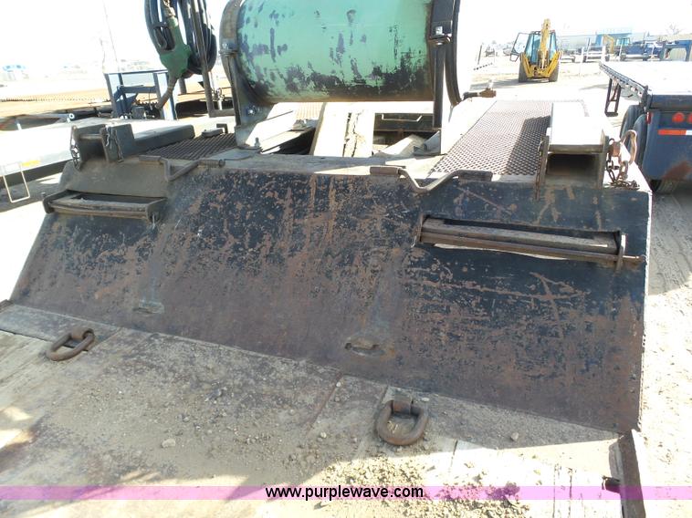 image for item J6787 1974 Carrier King 4000 equipment trailer