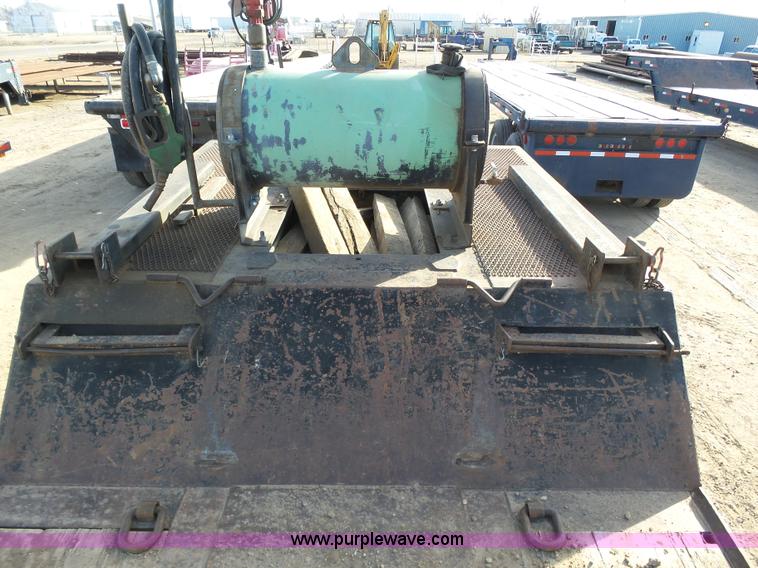 image for item J6787 1974 Carrier King 4000 equipment trailer