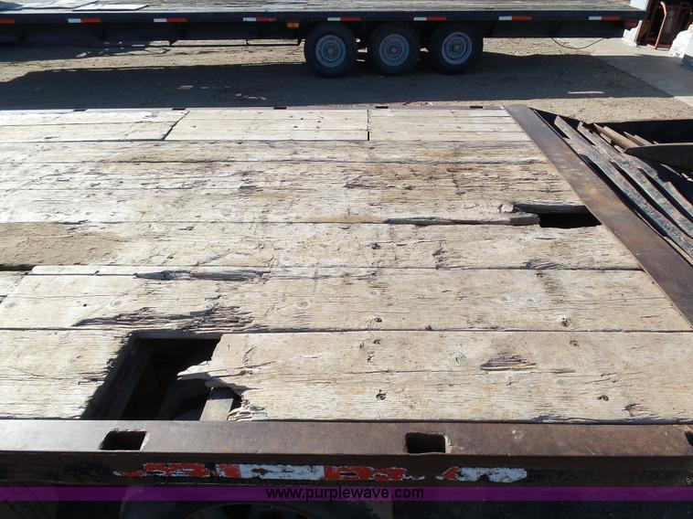 image for item J6788 1998 J Rod 96-29EDG equipment trailer