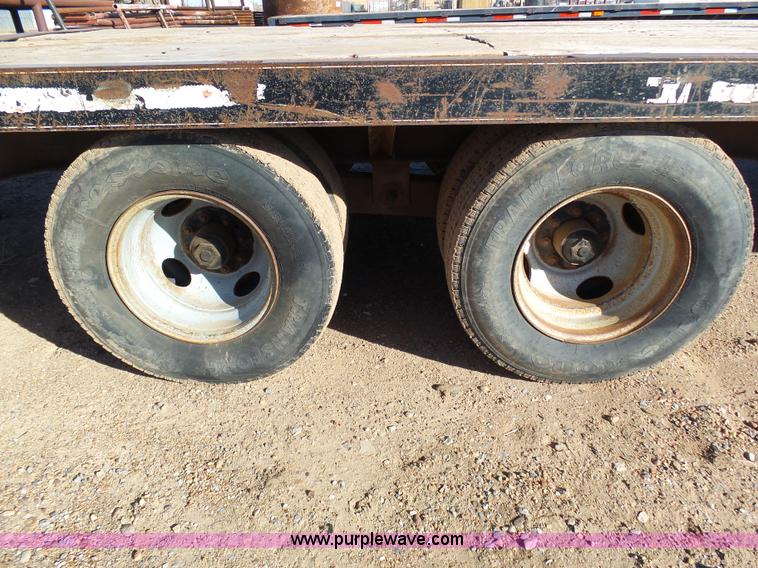 image for item J6788 1998 J Rod 96-29EDG equipment trailer