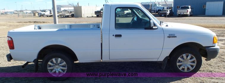 image for item J8255 2001 Ford Ranger XL