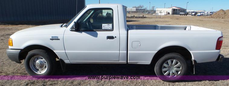 image for item J8255 2001 Ford Ranger XL