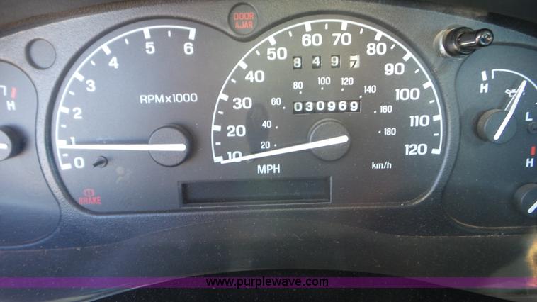 image for item J8255 2001 Ford Ranger XL