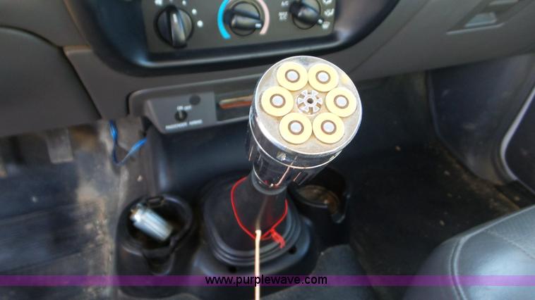 image for item J8255 2001 Ford Ranger XL