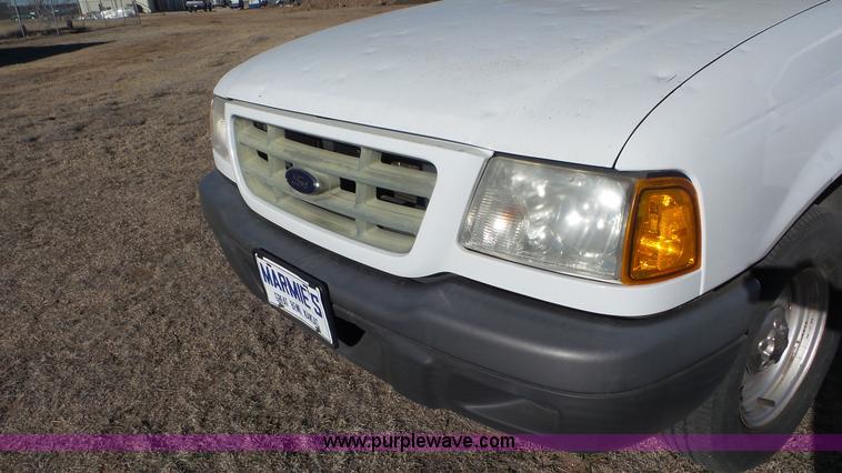 image for item J8255 2001 Ford Ranger XL