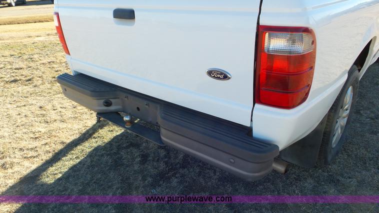 image for item J8255 2001 Ford Ranger XL