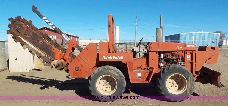 image for item J8257 Ditch Witch 7610DD trencher