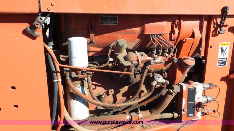 image for item J8257 Ditch Witch 7610DD trencher