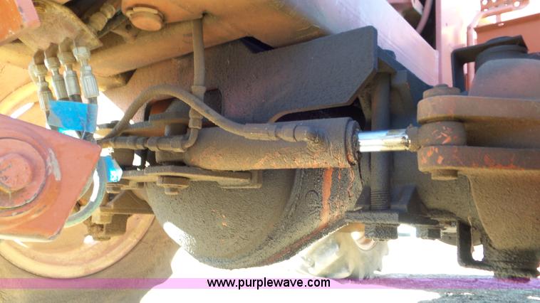 image for item J8257 Ditch Witch 7610DD trencher