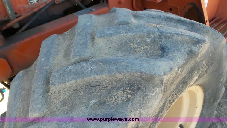 image for item J8257 Ditch Witch 7610DD trencher