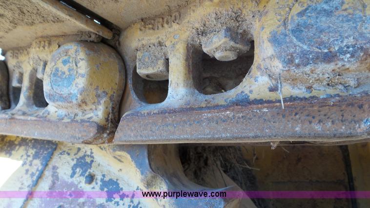 image for item J8259 1984 Fiat-Allis FD5 dozer