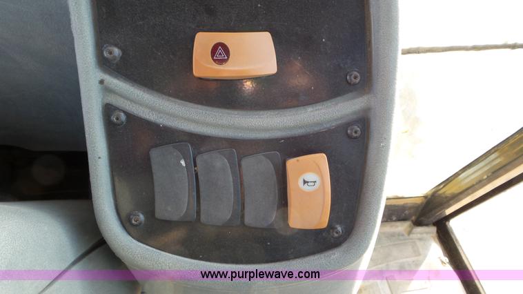 image for item J8260 2001 Caterpillar 420D backhoe