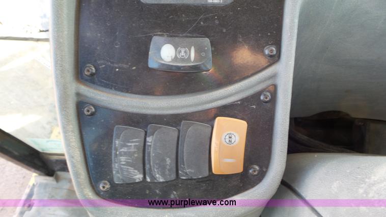 image for item J8260 2001 Caterpillar 420D backhoe