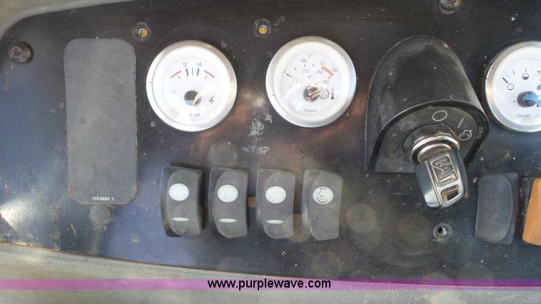 image for item J8260 2001 Caterpillar 420D backhoe