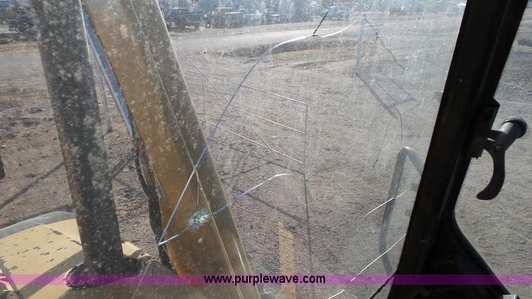 image for item J8260 2001 Caterpillar 420D backhoe