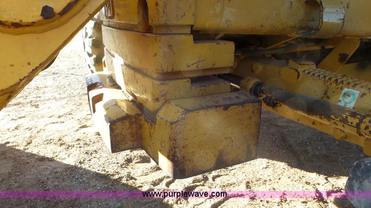 image for item J8260 2001 Caterpillar 420D backhoe