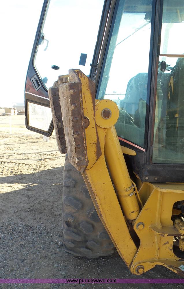 image for item J8260 2001 Caterpillar 420D backhoe