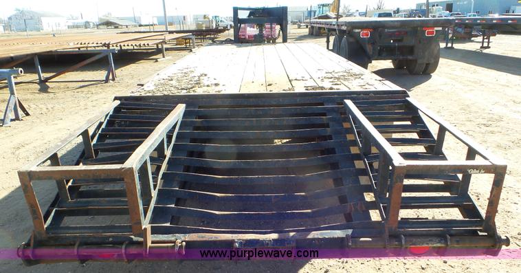 image for item J8262 1993 J-Rod 96-25TDG equipment trailer