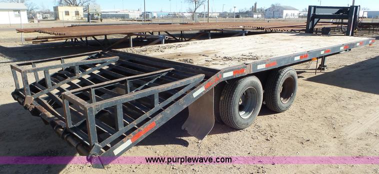 image for item J8262 1993 J-Rod 96-25TDG equipment trailer