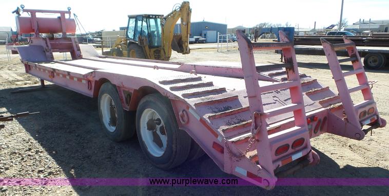 image for item J8263 1978 Tech-Steel drop deck trailer