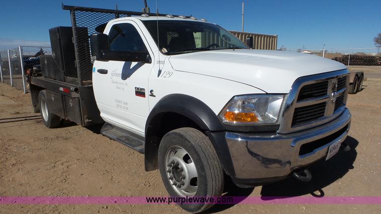 image for item K6975 2012 Dodge Ram 5500 flatbed truck