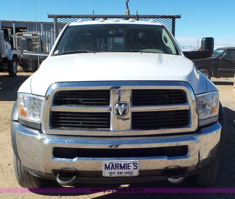 image for item K6975 2012 Dodge Ram 5500 flatbed truck
