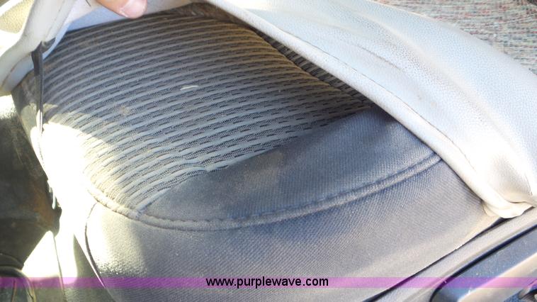 image for item K6975 2012 Dodge Ram 5500 flatbed truck