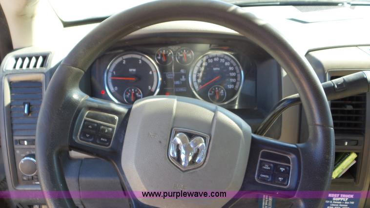 image for item K6975 2012 Dodge Ram 5500 flatbed truck