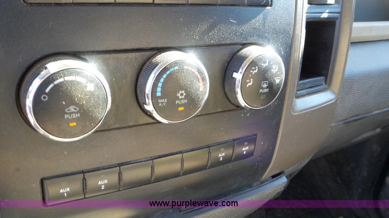 image for item K6975 2012 Dodge Ram 5500 flatbed truck