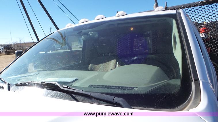 image for item K6975 2012 Dodge Ram 5500 flatbed truck