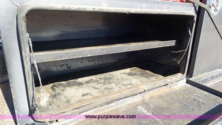 image for item K6975 2012 Dodge Ram 5500 flatbed truck