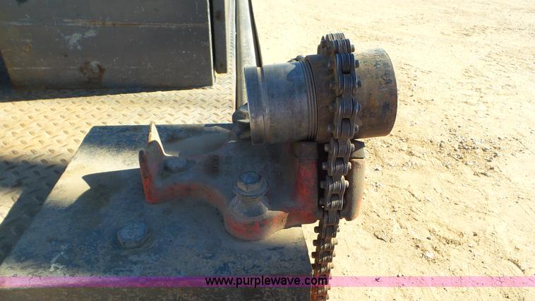 image for item K6975 2012 Dodge Ram 5500 flatbed truck