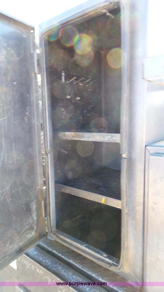 image for item K6975 2012 Dodge Ram 5500 flatbed truck