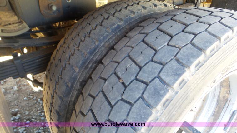 image for item K6975 2012 Dodge Ram 5500 flatbed truck