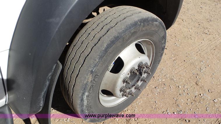 image for item K6975 2012 Dodge Ram 5500 flatbed truck