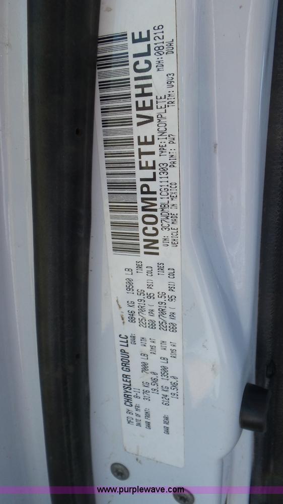 image for item K6975 2012 Dodge Ram 5500 flatbed truck