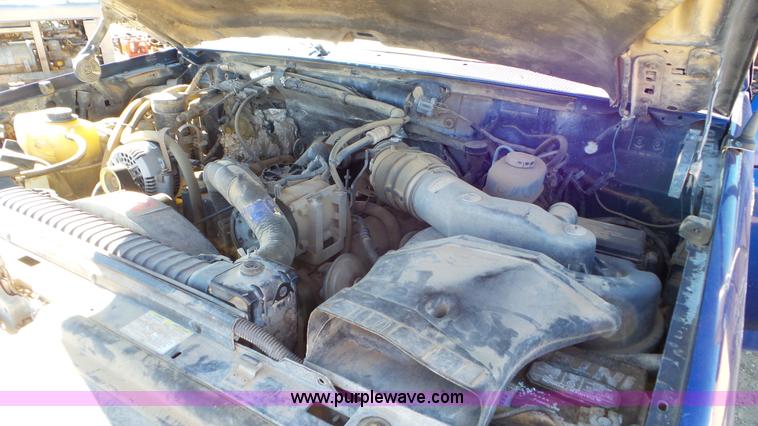 image for item K6976 1996 Ford F450 Super Duty flatbed truck