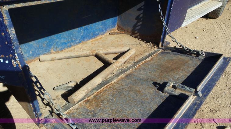 image for item K6976 1996 Ford F450 Super Duty flatbed truck