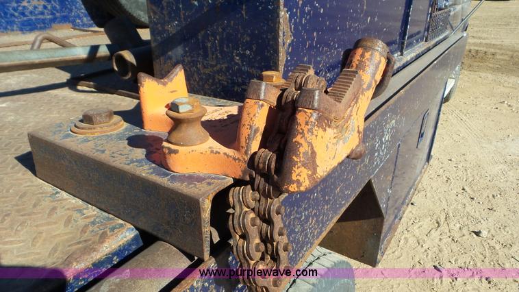 image for item K6976 1996 Ford F450 Super Duty flatbed truck