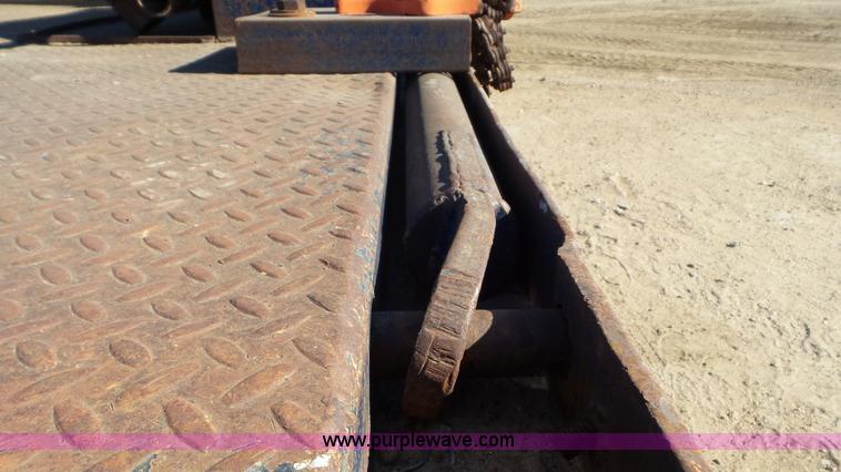 image for item K6976 1996 Ford F450 Super Duty flatbed truck