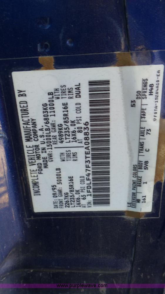 image for item K6976 1996 Ford F450 Super Duty flatbed truck