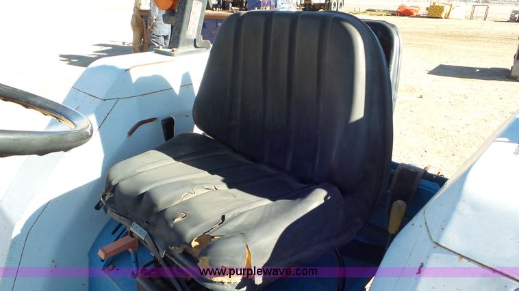 image for item K6977 1996 New Holland 1920 MFWD tractor