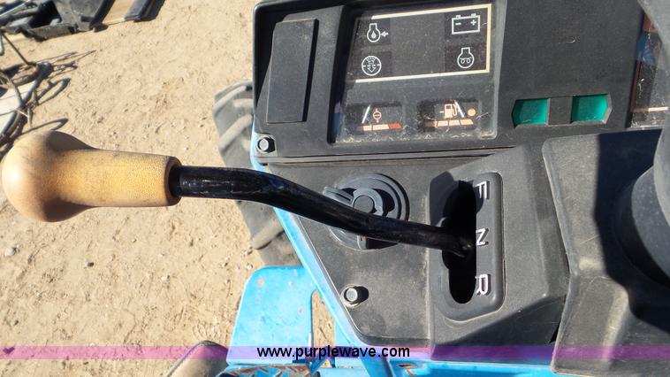 image for item K6977 1996 New Holland 1920 MFWD tractor