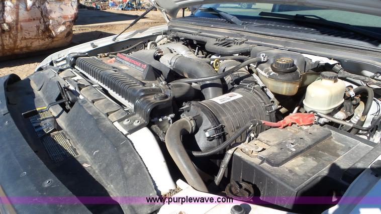 image for item K6978 2007 Ford F450 Super Duty flatbed truck