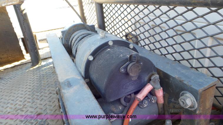 image for item K6978 2007 Ford F450 Super Duty flatbed truck