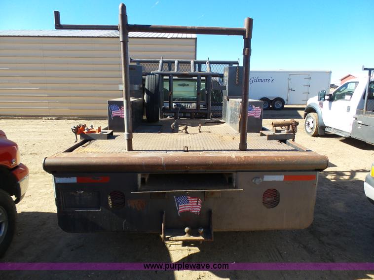 image for item K6994 2000 Ford F550 Super Duty flatbed truck