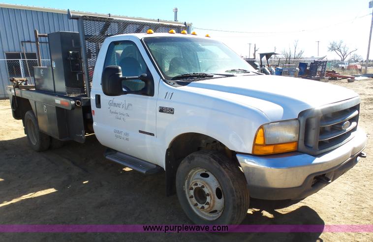 image for item K6994 2000 Ford F550 Super Duty flatbed truck